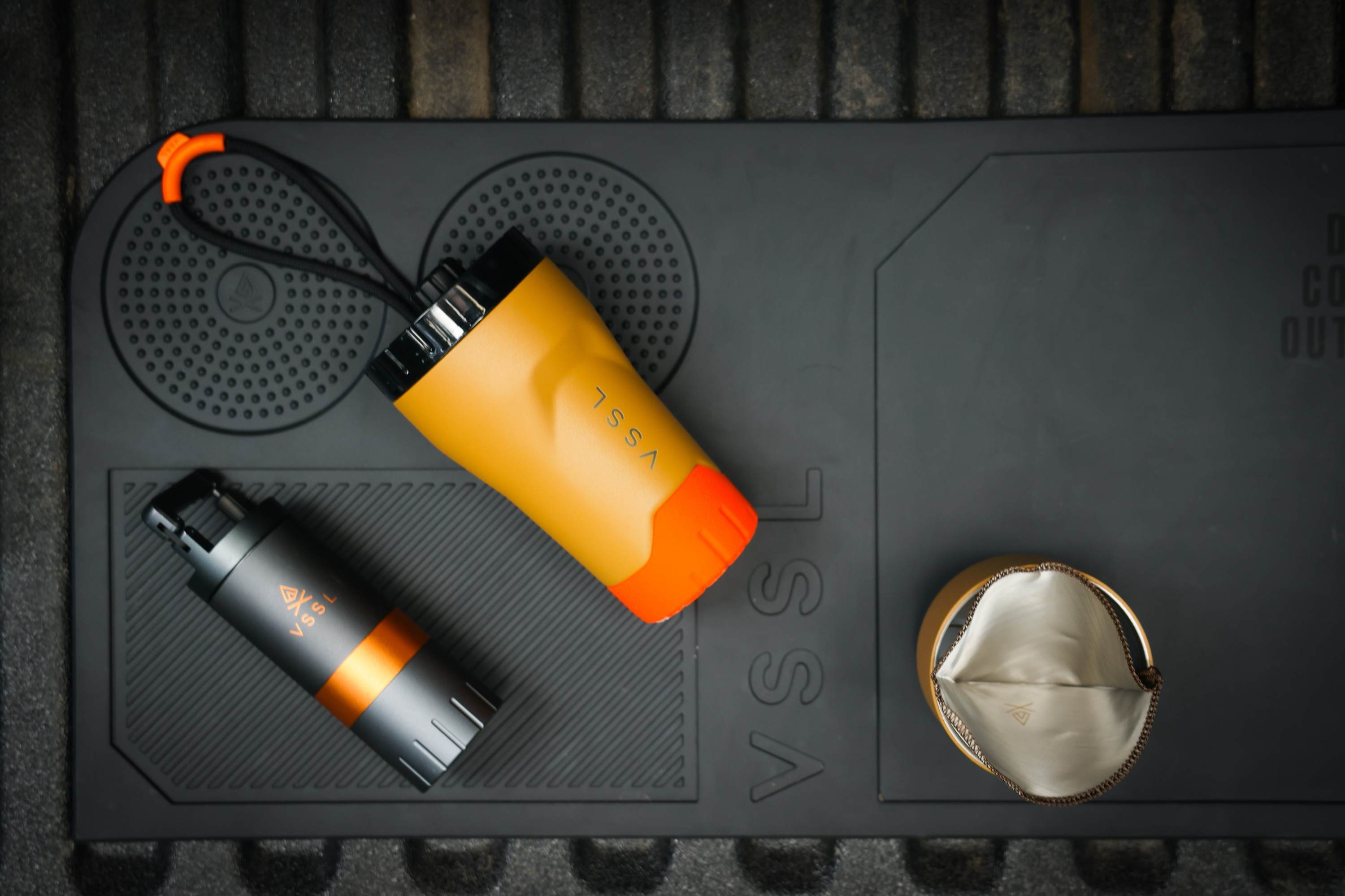 Getränkeflasche, Wasserflasche, orange, schwarz, Trinkflasche