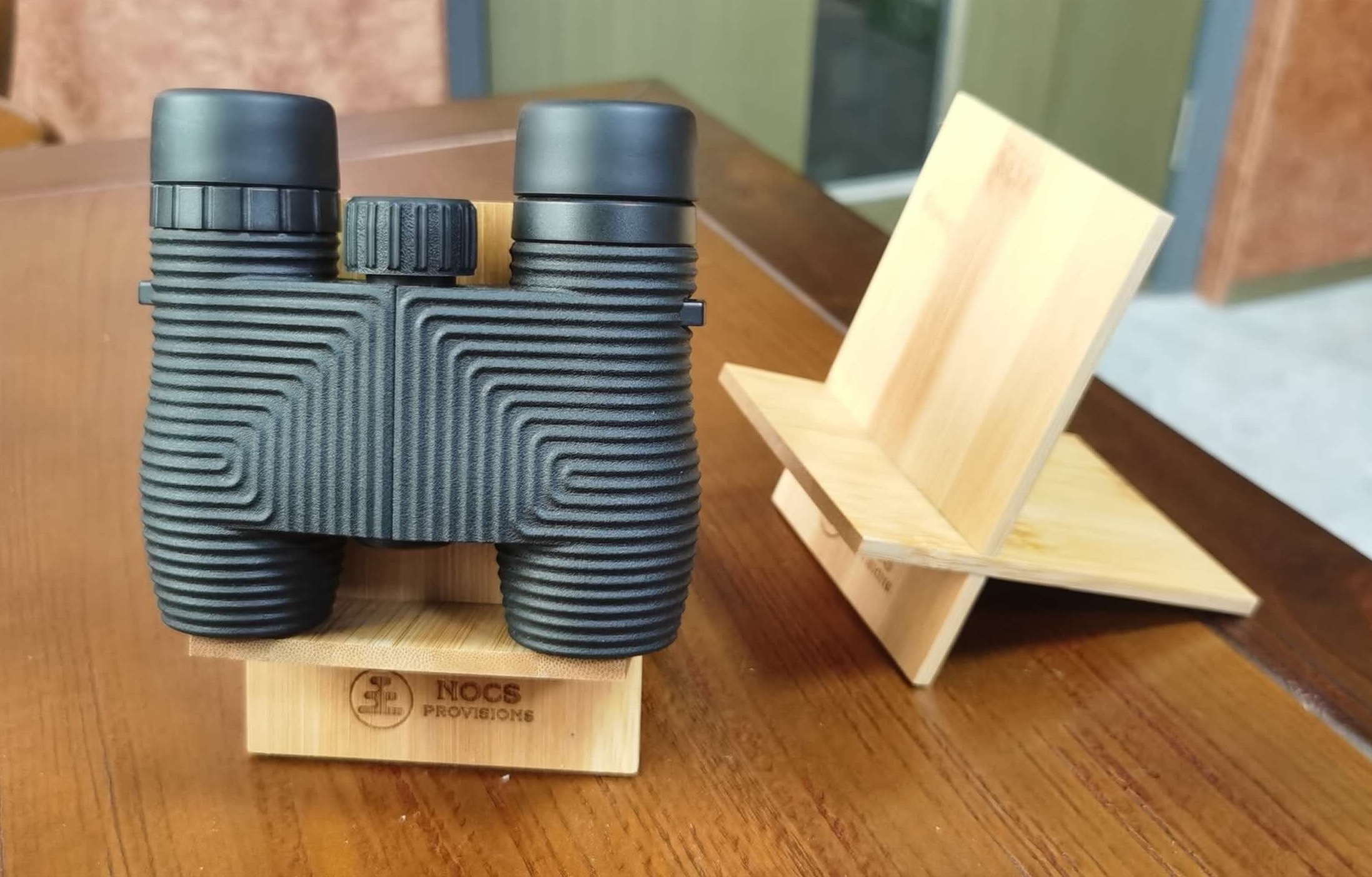 binoculars, schwarz, strukturierte, kompakt, Holzständer