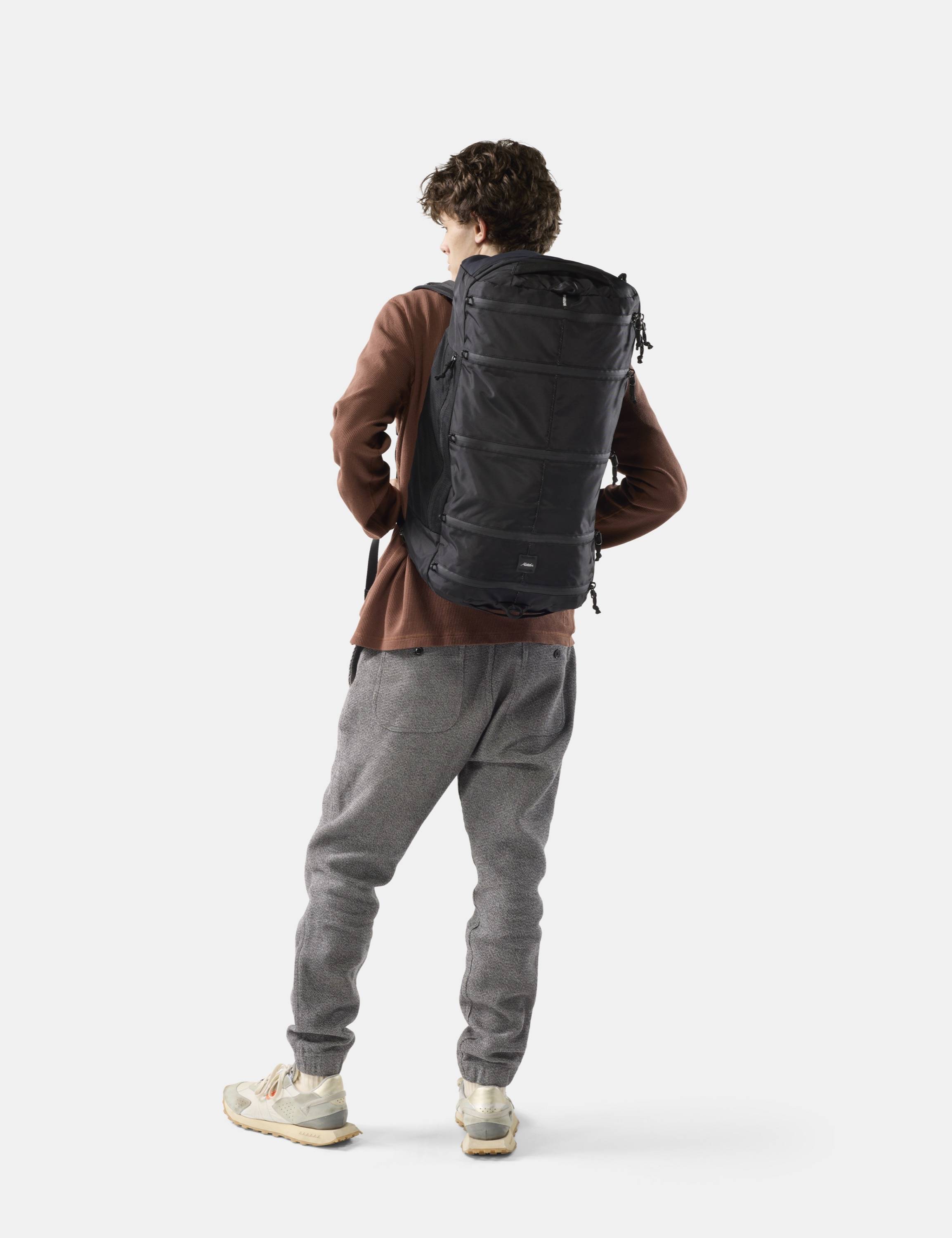 Rucksack, Backpack, schwarz, groß, Brusthöhe, keine Marke