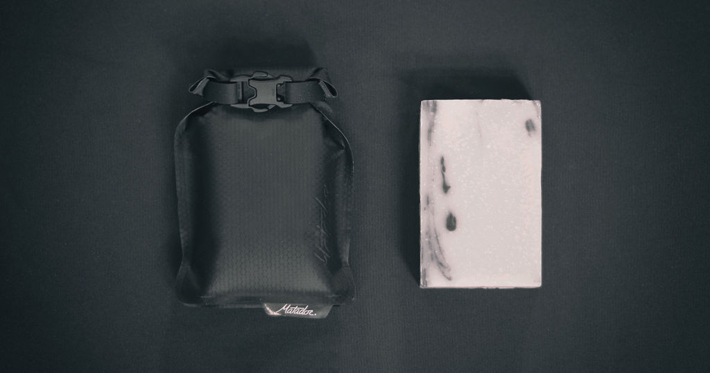 Matador FlatPak Soap Bar Case (light grey)