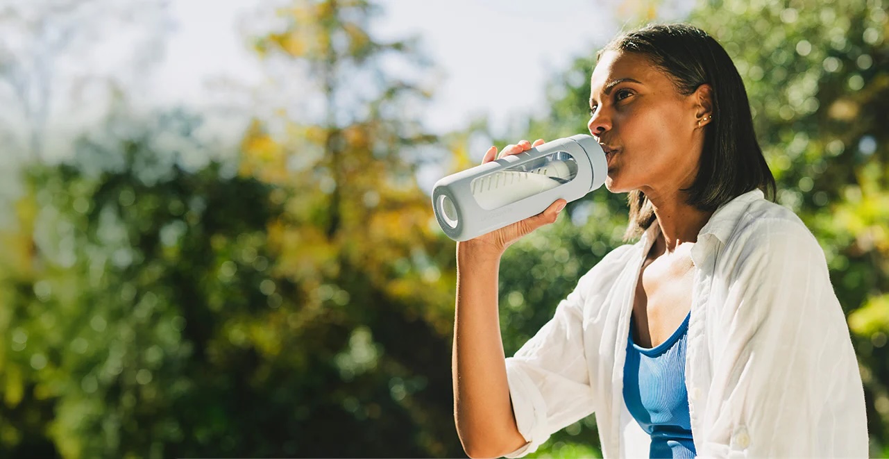 Trinkflasche, Sportflasche, Plastikflasche, Trinkbehälter, Gewichtete Flasche