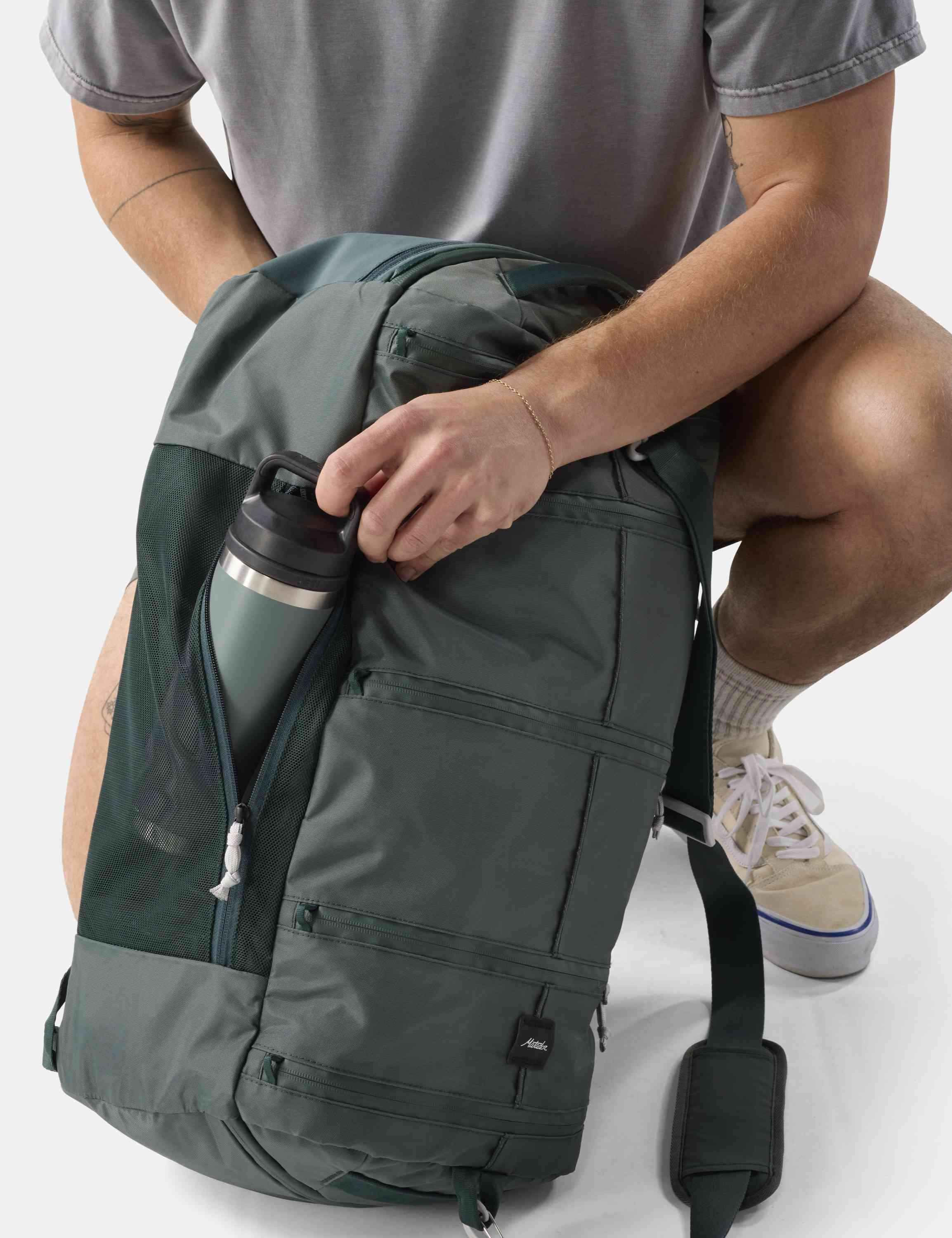 Rucksack, Rucksacktasche, Wanderrucksack, Wandertasche, Trinkflaschenhalter