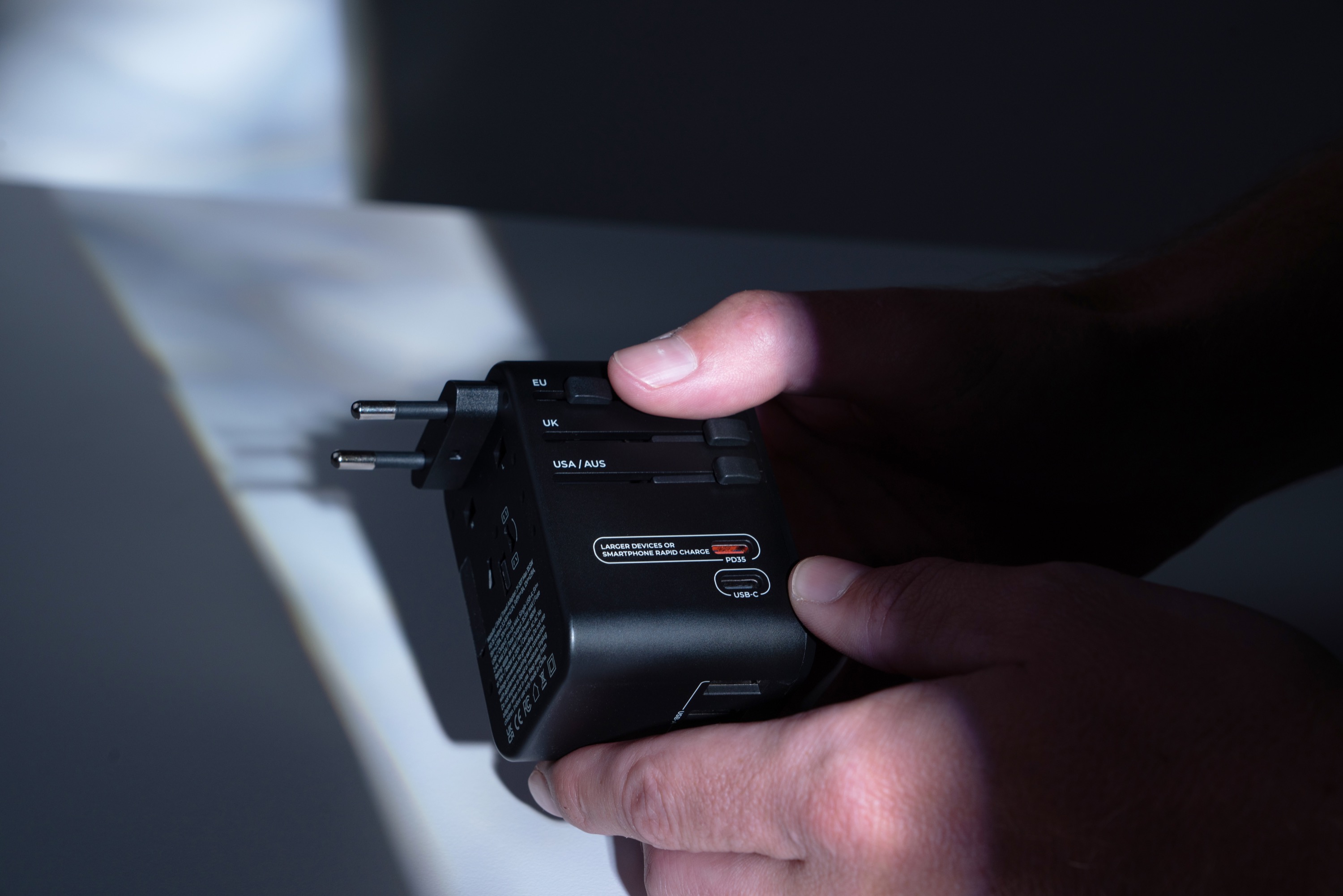 Finger, Hand, Person, Adapter, Elektronik