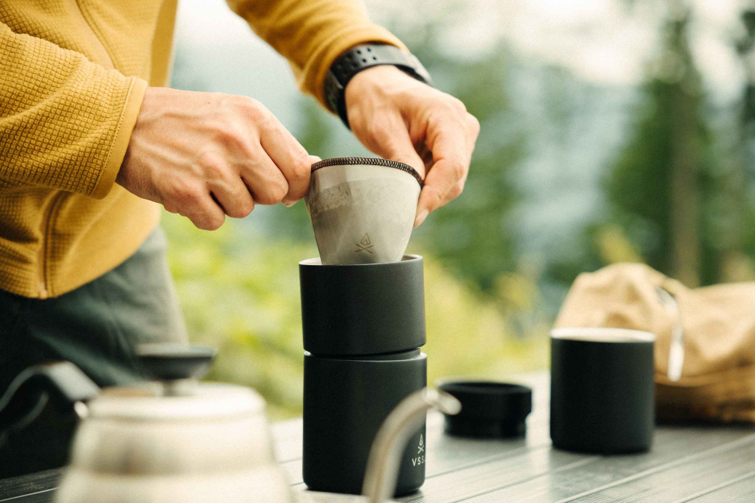 Kaffeemühle, Handkaffeemühle, Keramikmahlwerk, Schwarzes Gehäuse, Campingkaffee
