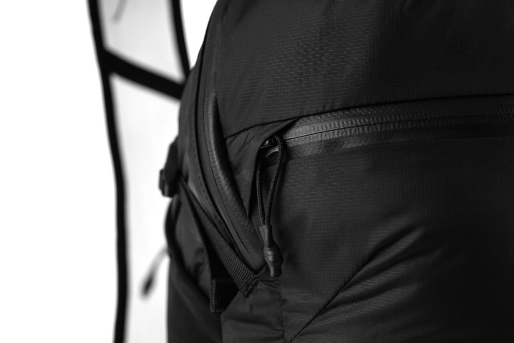 Matador_ADV_SERIES_FF16_Zipper_garage_dtail Matador Freefly16 Packable Backpack