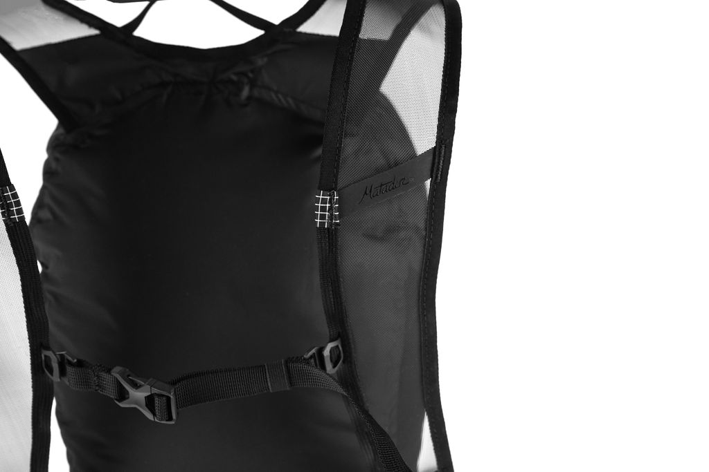 Matador_ADV_SERIES_FF16_strap_detail Matador Freefly16 Packable Backpack